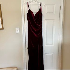 Kleinfeld Velvet floor length Bridesmaid dress. Never worn. Perfect condition.